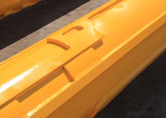 장비 회전식 건조물의 지주를 꿰뚫는 재단 기계 예비품은 마찰과 상호록킹 4 각추관 칼럼 드릴 파이프를 조작합니다