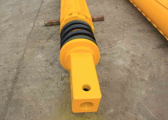 장비 회전식 건조물의 지주를 꿰뚫는 4 각추관인 마찰과 상호록킹 4 각추관 칼럼 드릴 파이프를 조작합니다